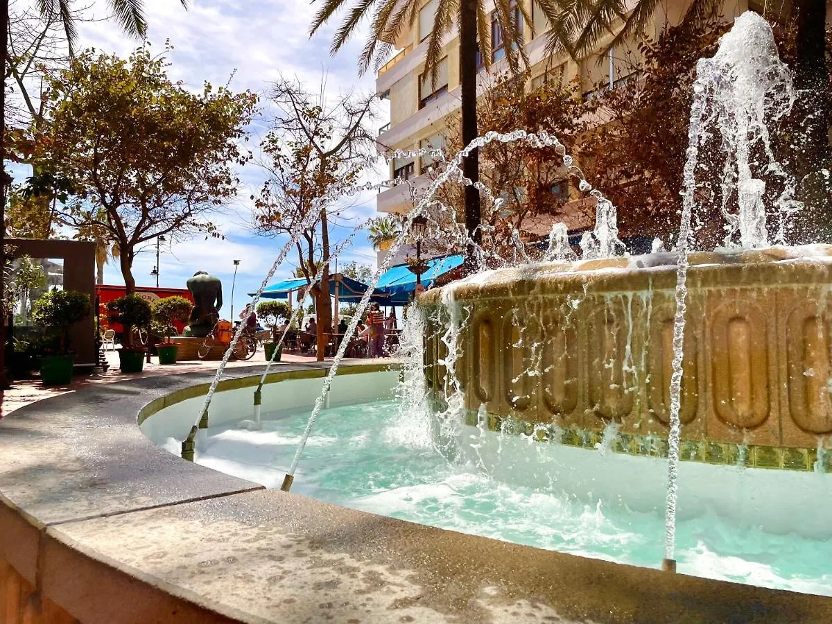 Casa De Pueblo En El Centro De Estepona, Plaza De Las Flores Villa