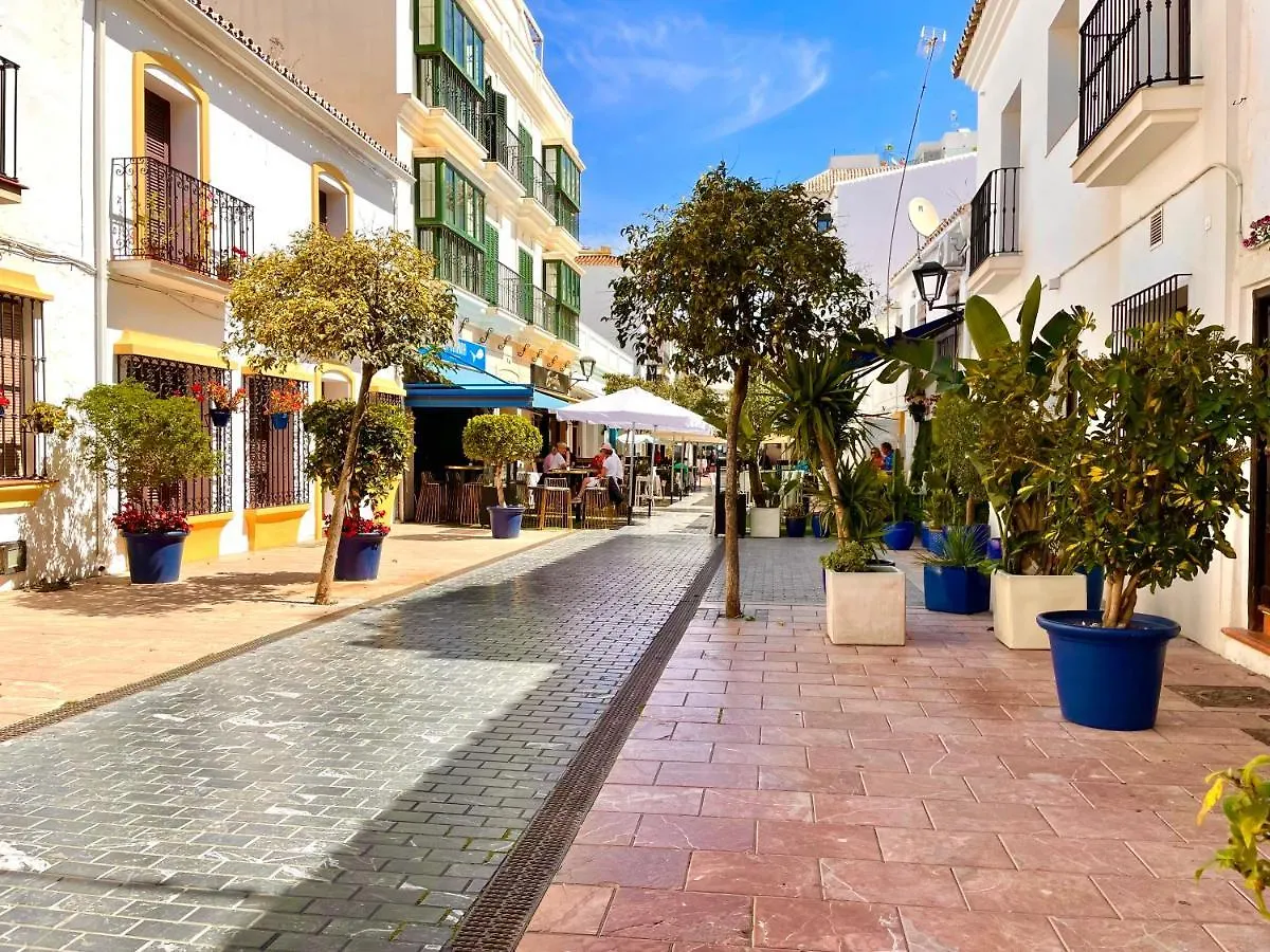 Casa De Pueblo En El Centro De Estepona, Plaza De Las Flores Villa Estepona